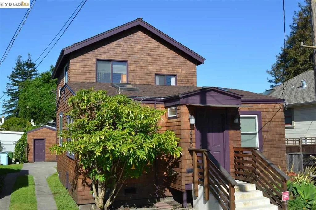Photo of 2330 Sacramento