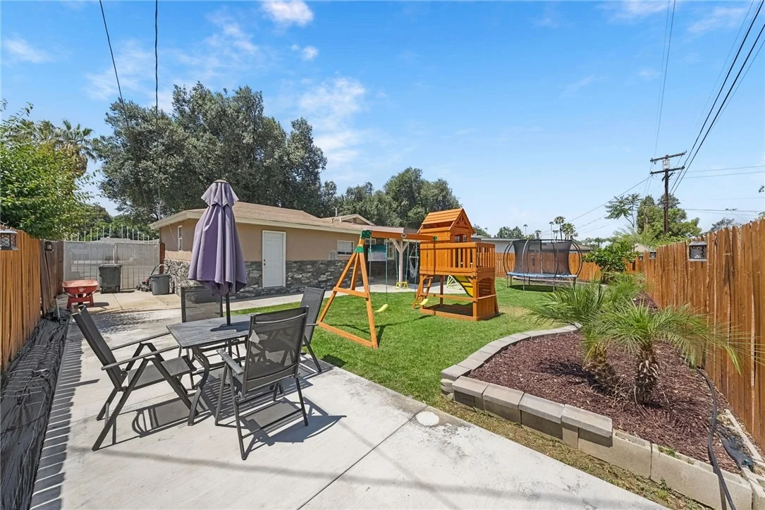 Photo of 4869 Serrano Place