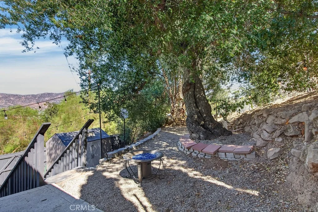 Photo of 1068 Loma Lane