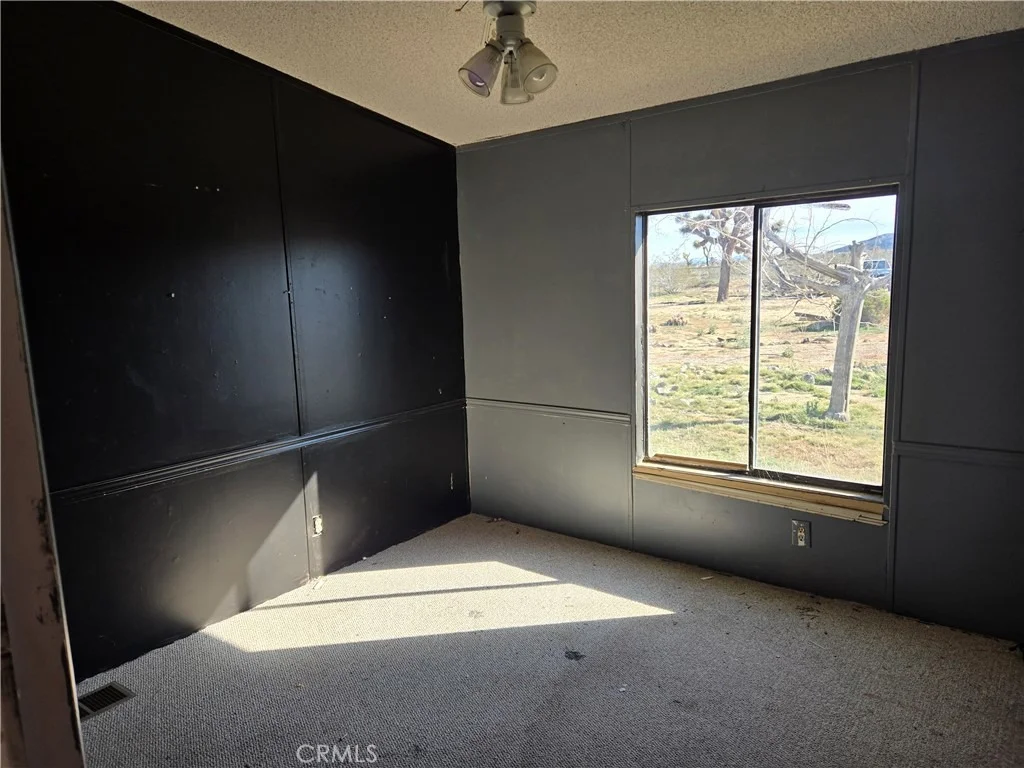 Photo of 59230 Phillipi Lane