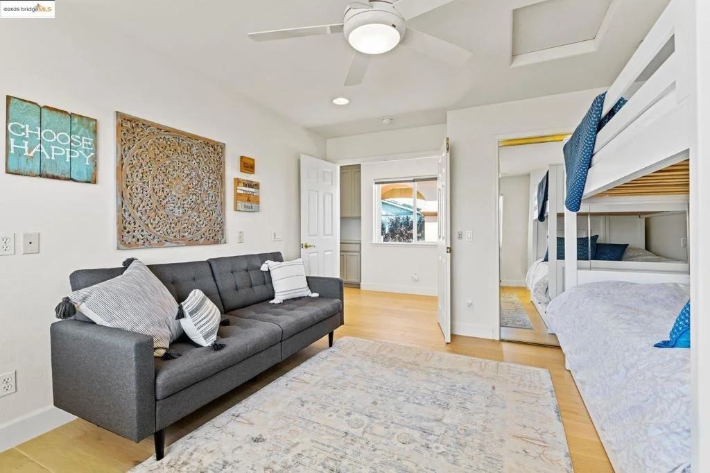 Photo of 630 Discovery Bay Blvd