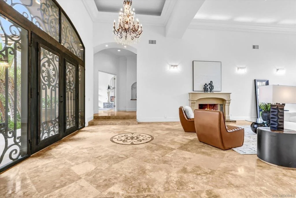 Photo of 6102 Avenida Alteras