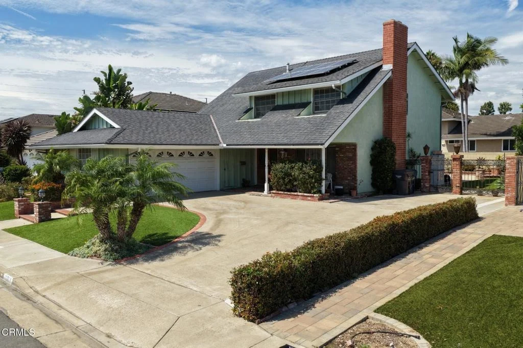 Photo of 10081 Beverly Drive
