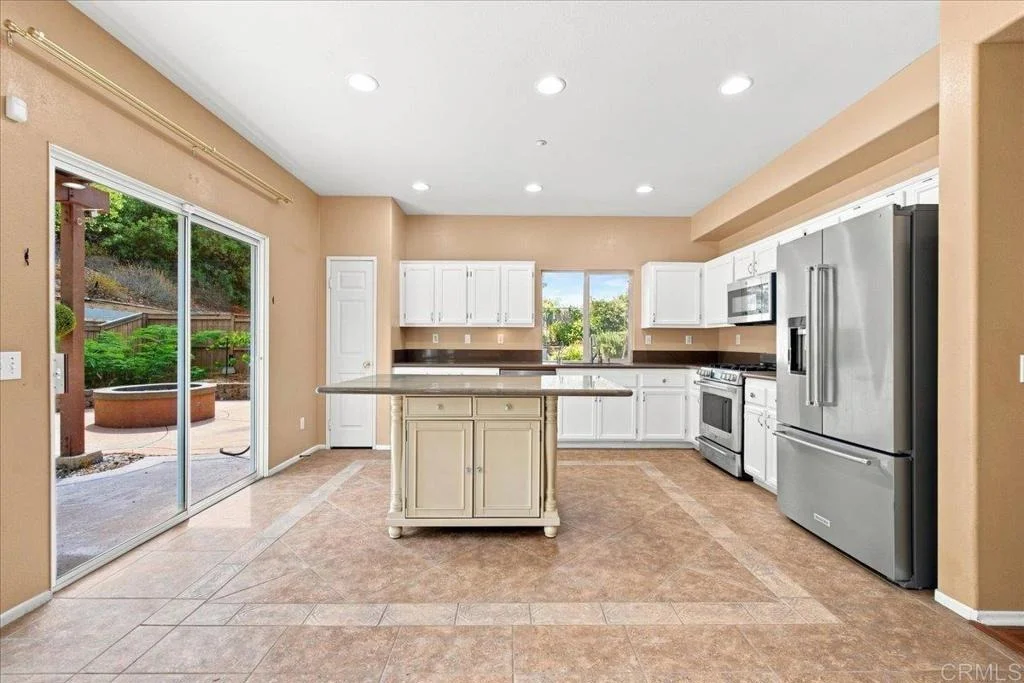 Photo of 5014 Lake Circle Road