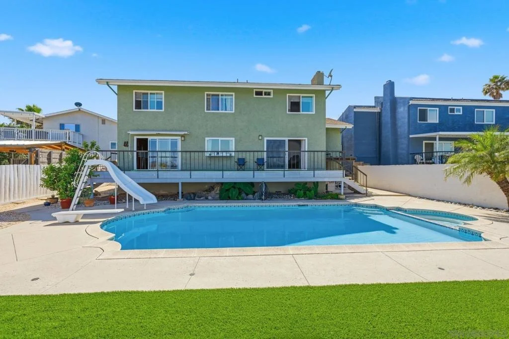 Photo of 654 Schafer Place