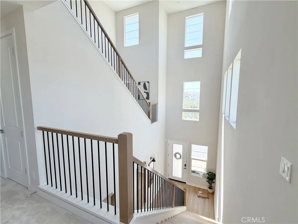 Photo of 331 Newton