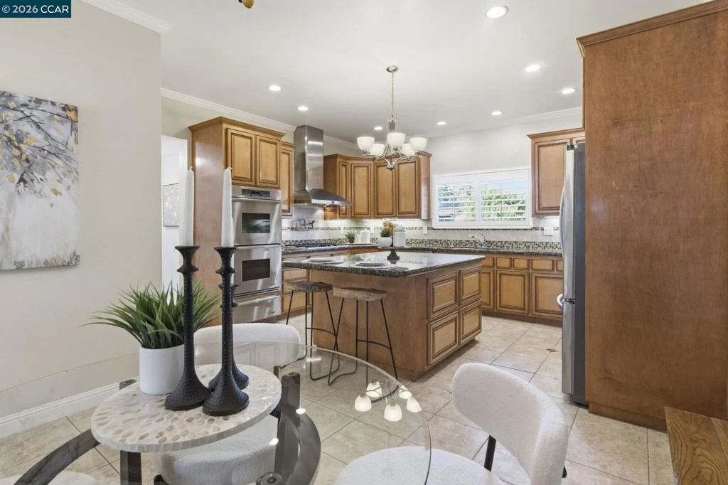 Photo of 4242 Henning Dr