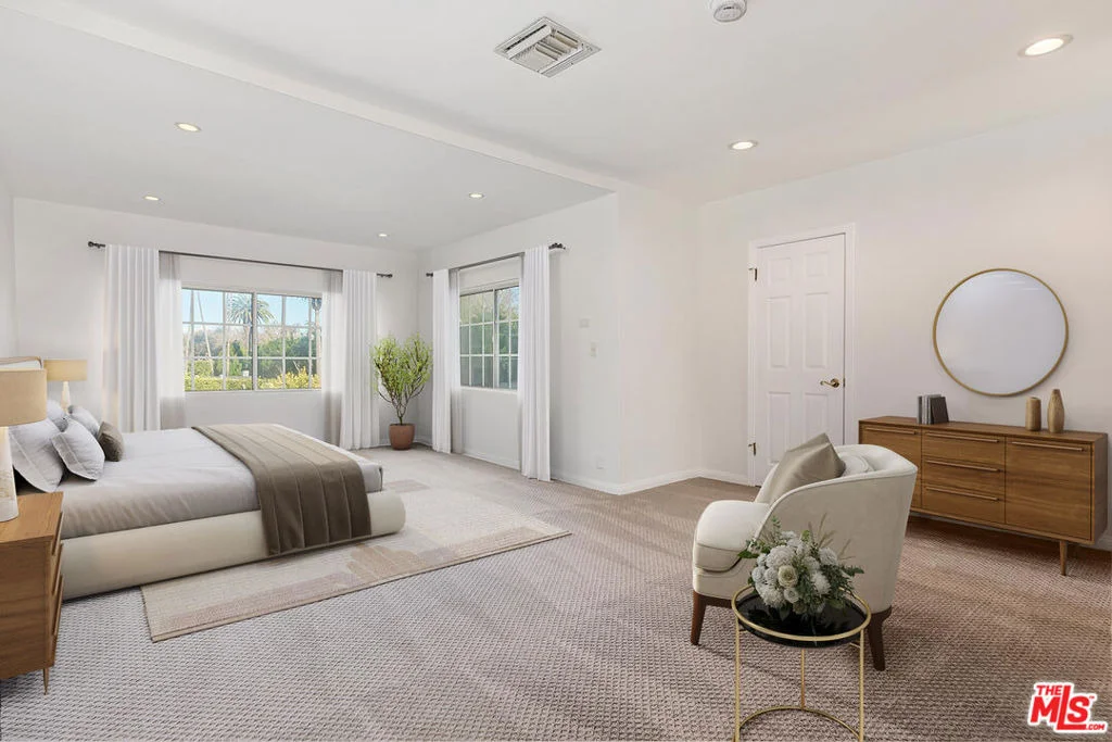 Photo of 502 N Palm Drive