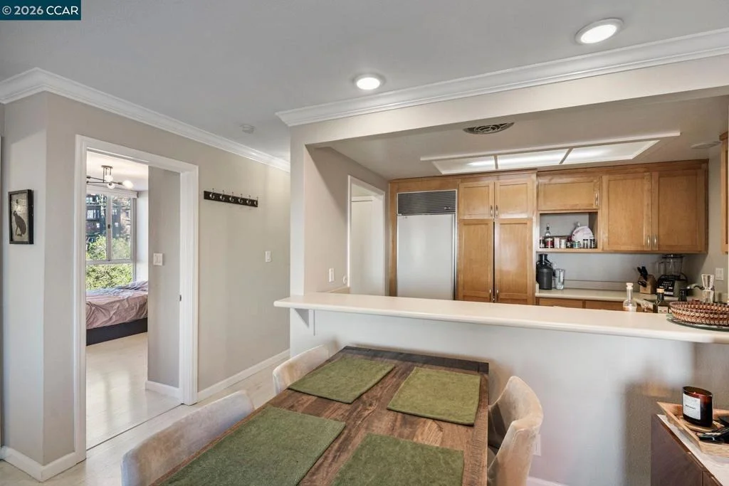 Photo of Unit 304 at 2 Panoramic Way
