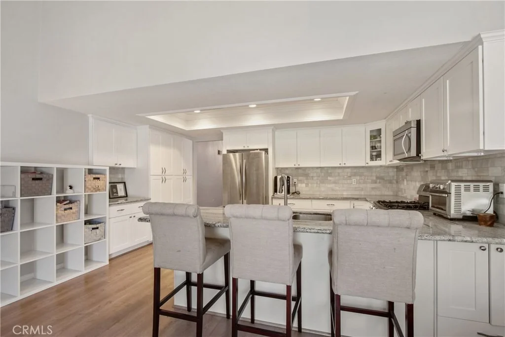 Photo of 2047 Seaview Drive