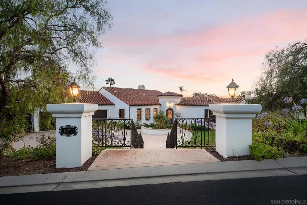 Photo of 6171 Avenida Del Duque