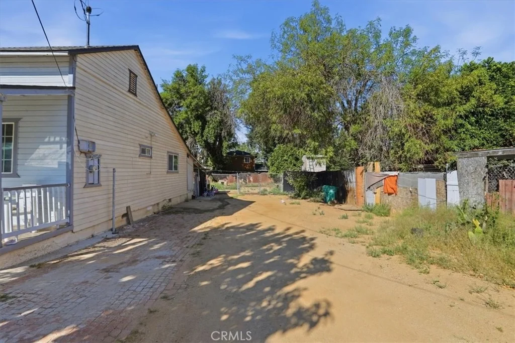 Photo of 245 Commercial Avenue