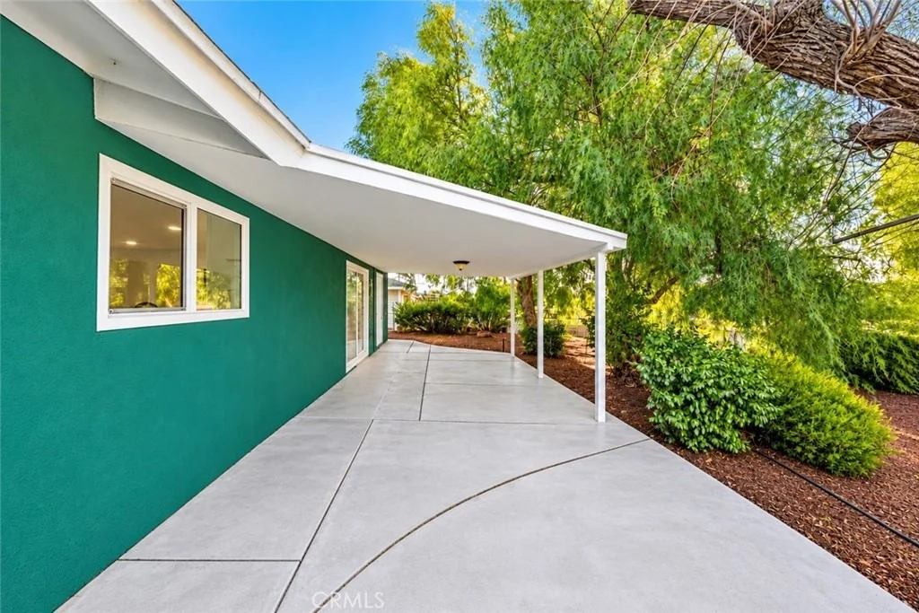 Photo of 26790 Oakmont Drive