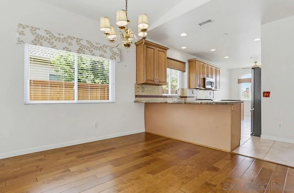 Photo of 713 Bel Air W
