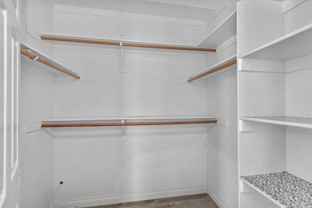 Photo of 4972 Lake Shore Court