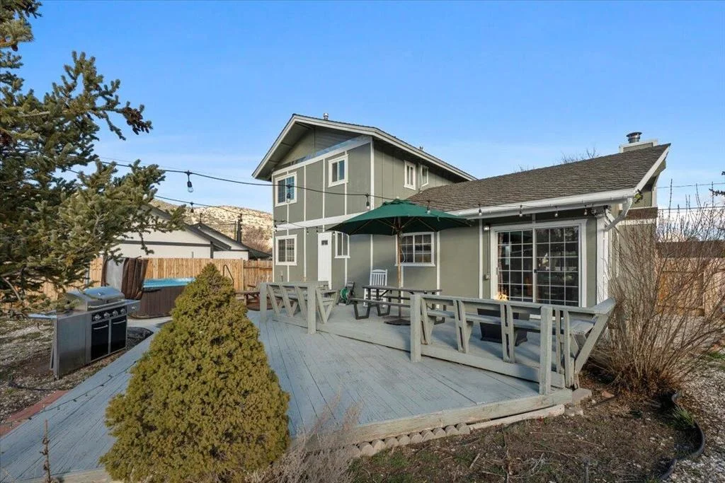 Photo of 913 Mount Doble Drive