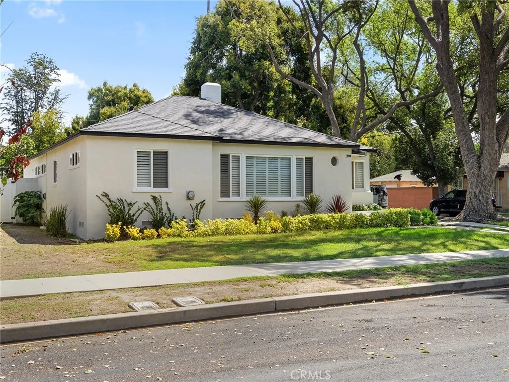 Photo of 2700 Eucalyptus Avenue