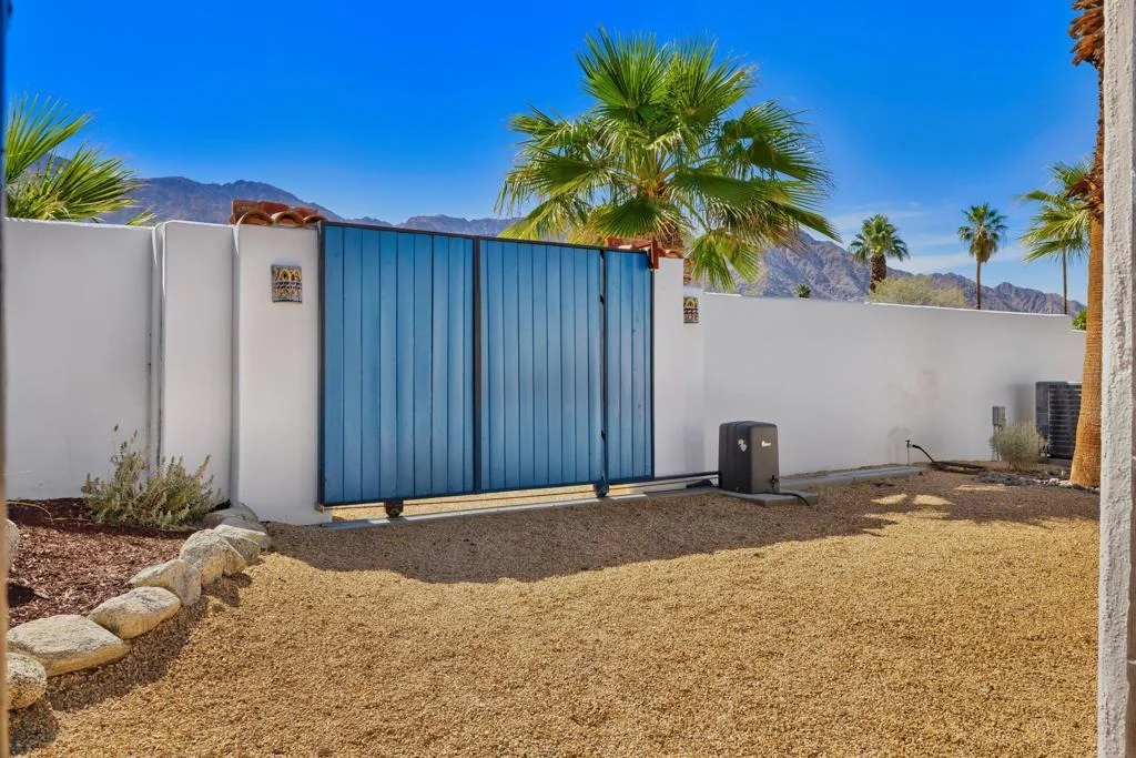 Photo of 52862 Eisenhower Drive