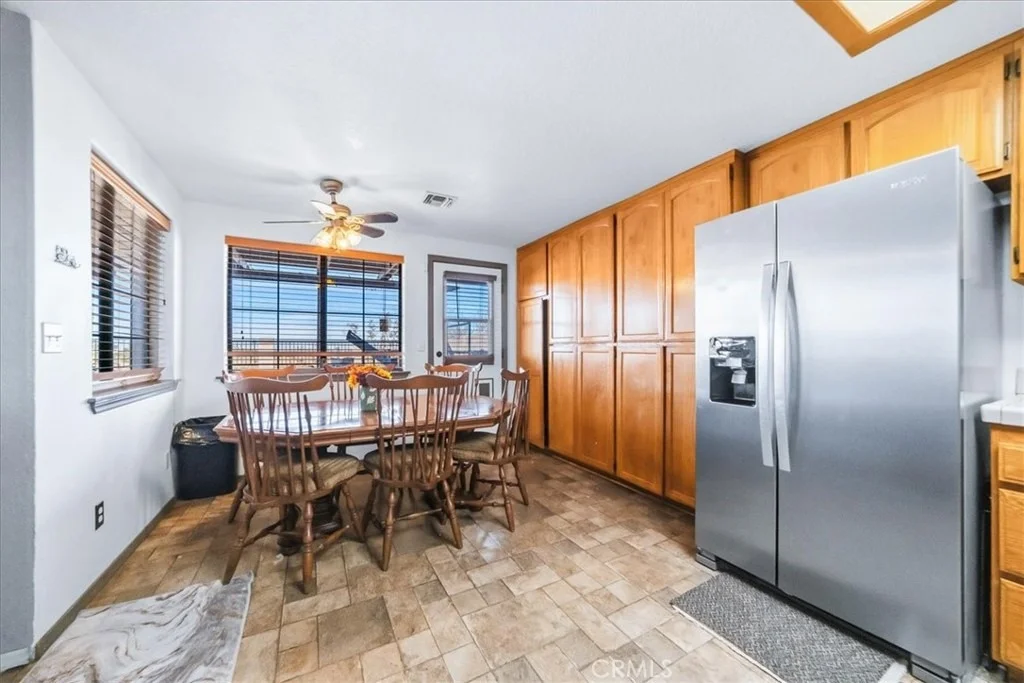 Photo of 1348 Redwood