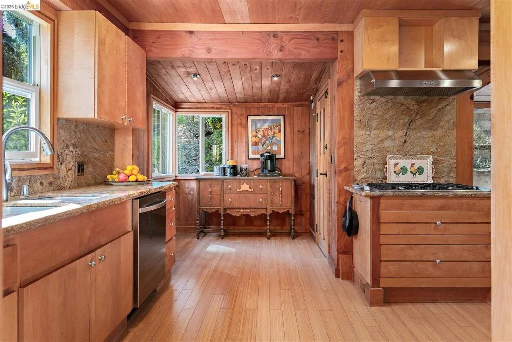 Photo of 6819 Pinehaven Rd