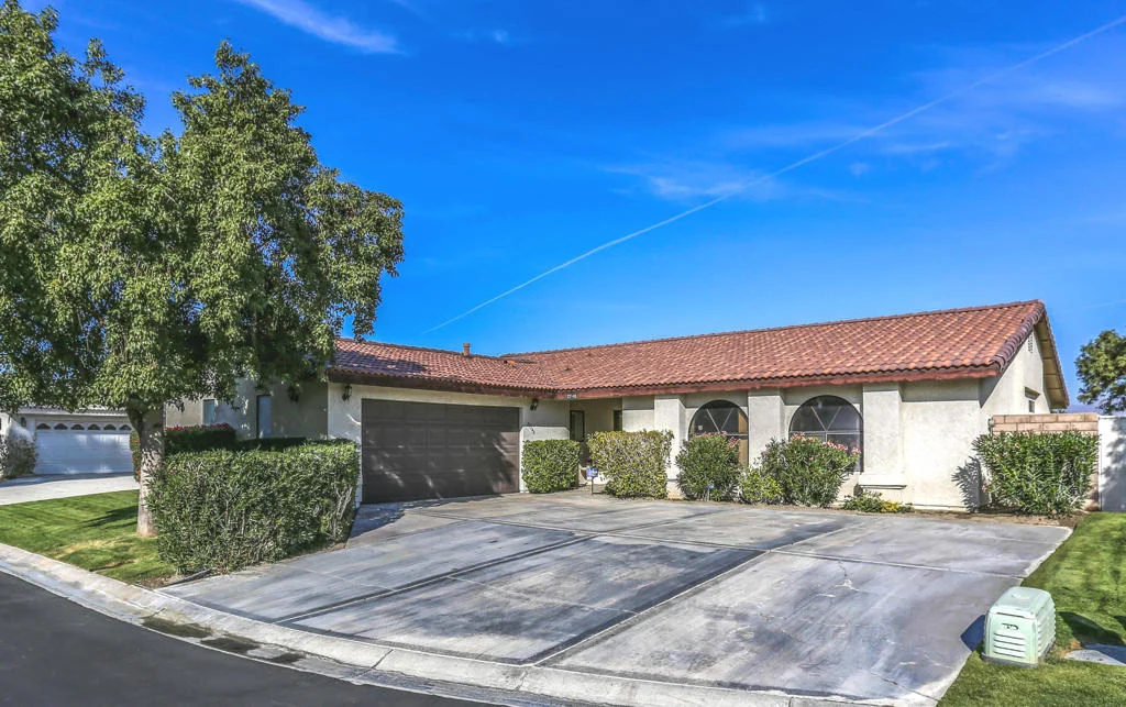 Photo of 27140 Shadowcrest Lane