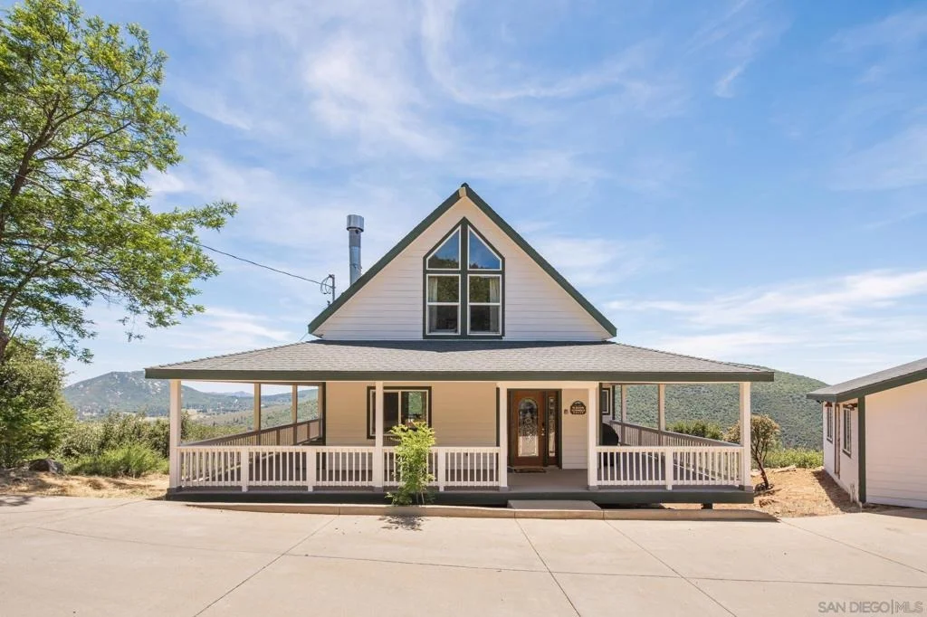 Photo of 15683 N Peak Road