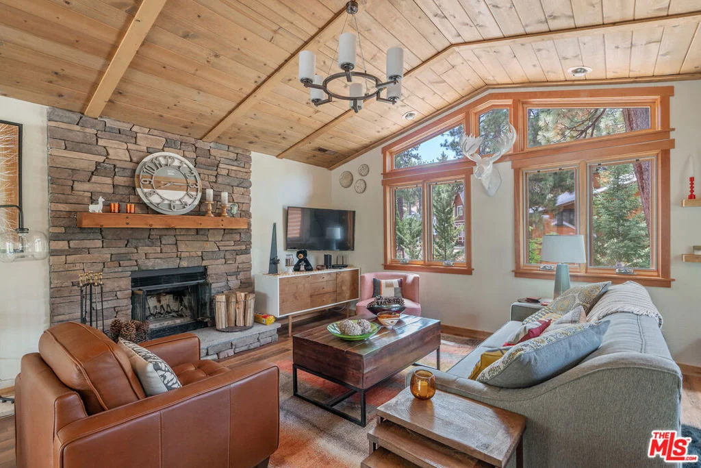 Photo of 793 Rayo Lane