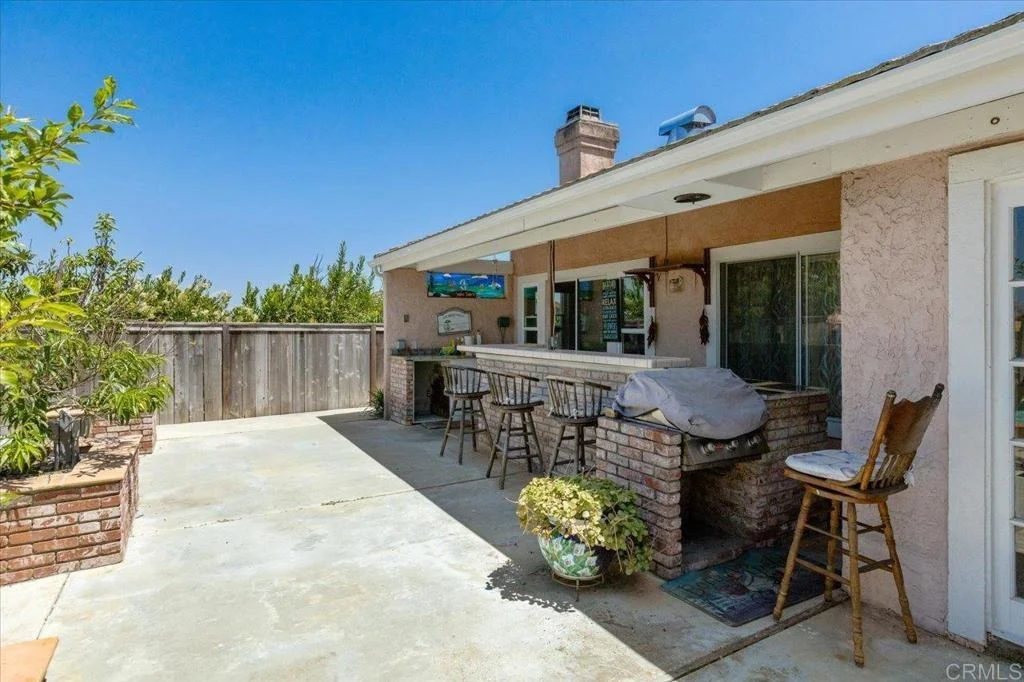 Photo of 878 Rivertree Drive