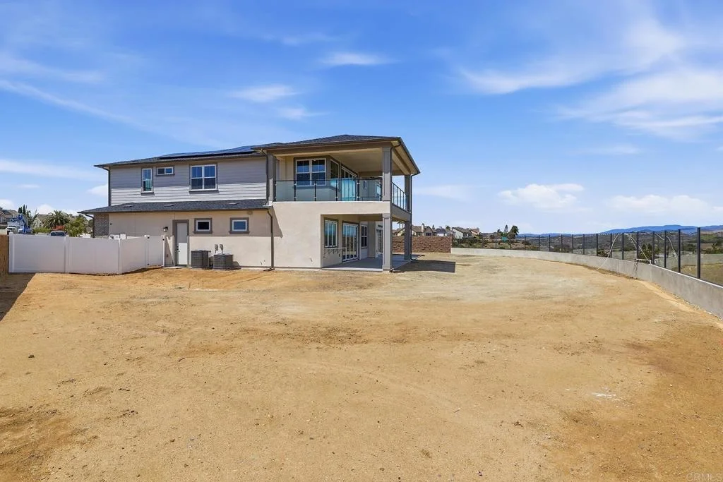 Photo of 2057 Verne View