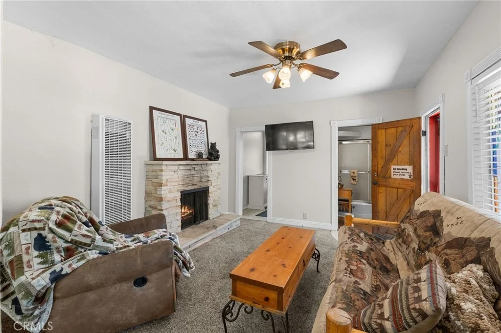 Photo of 23898 Springwater