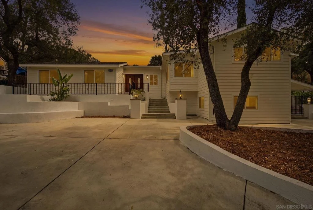 Photo of 10243 Canyon