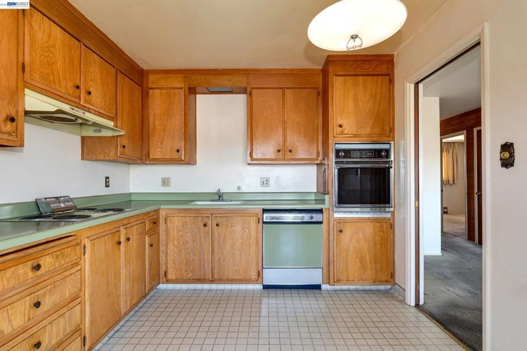 Photo of Unit 307 at 339 Broadway
