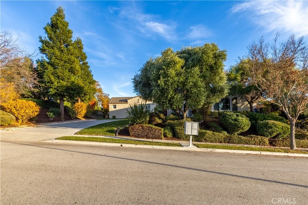 Photo of 843 Hacienda Circle