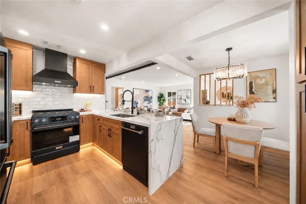 Photo of 500 Santa Paula Avenue