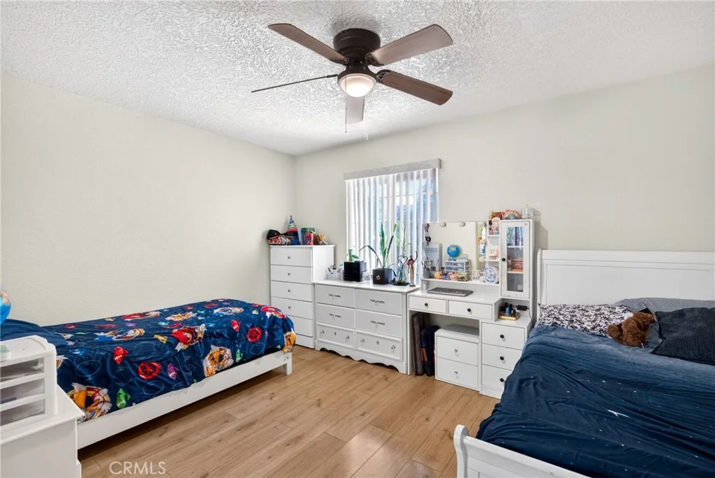 Photo of 18004 Orange