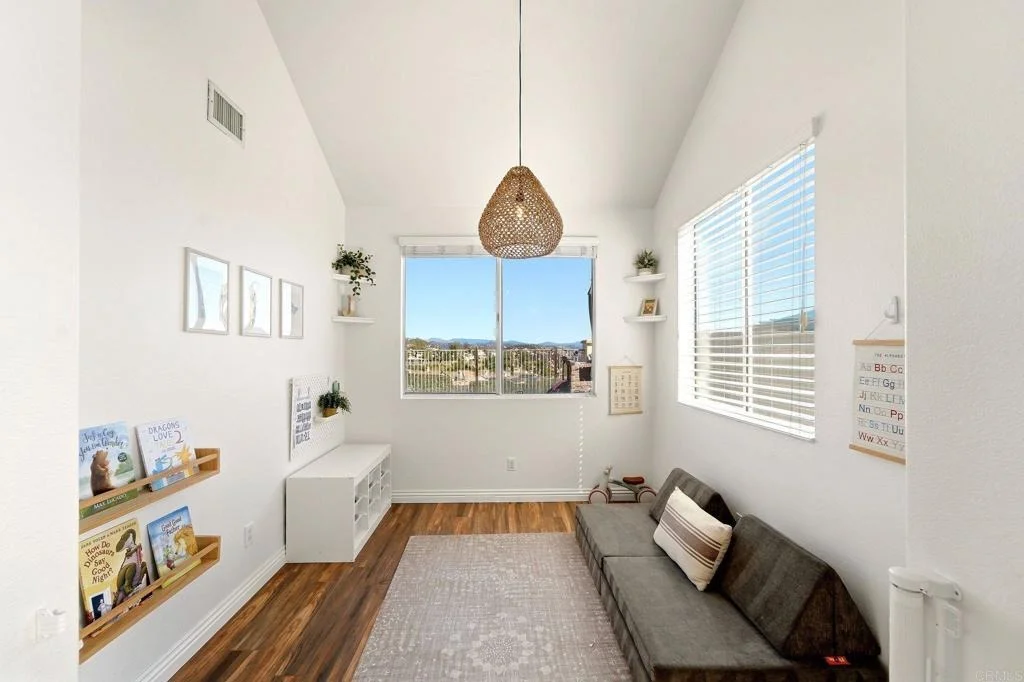 Photo of 2467 Rock View