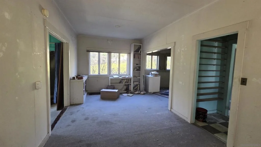 Photo of 8751 Mariposa Street