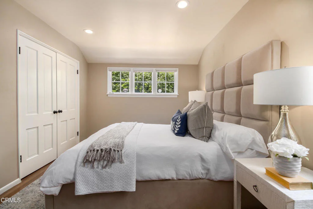 Photo of 1709 Alta Oaks Drive