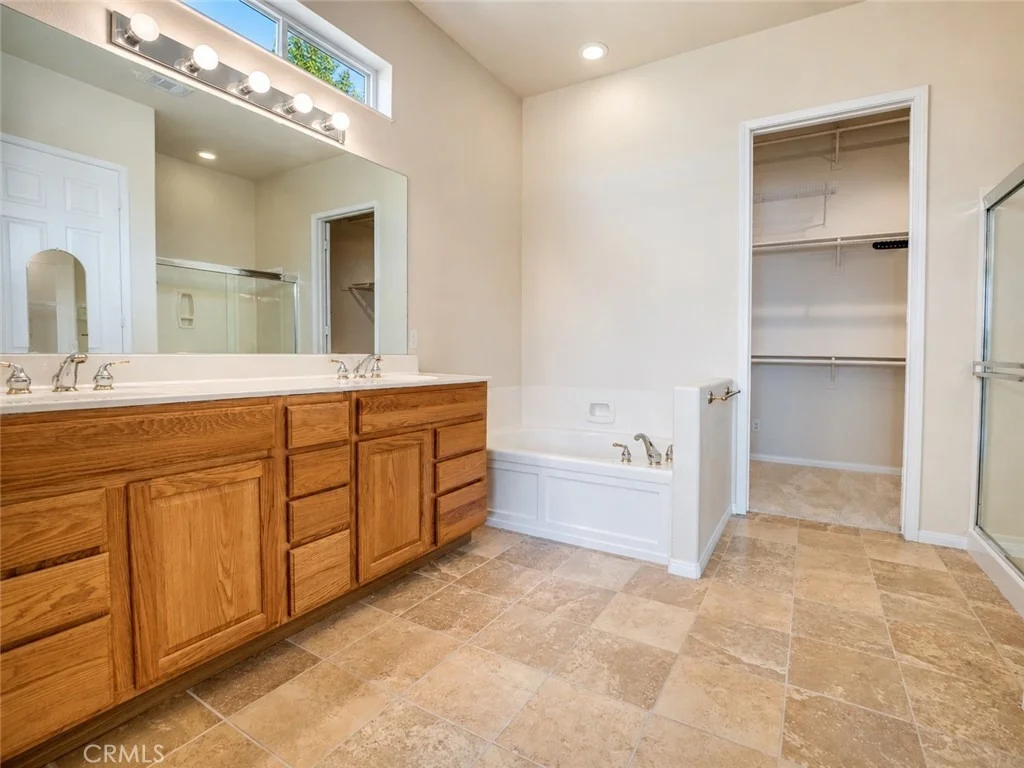 Photo of 987 Avenal