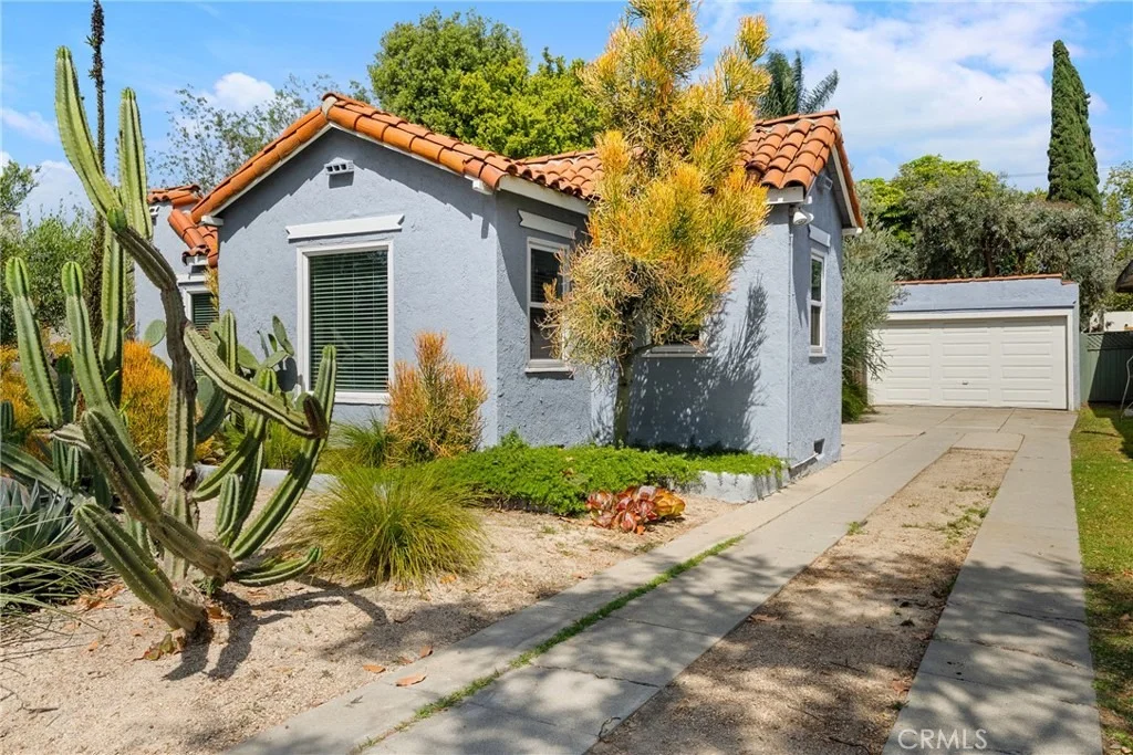 Photo of 2240 Eucalyptus