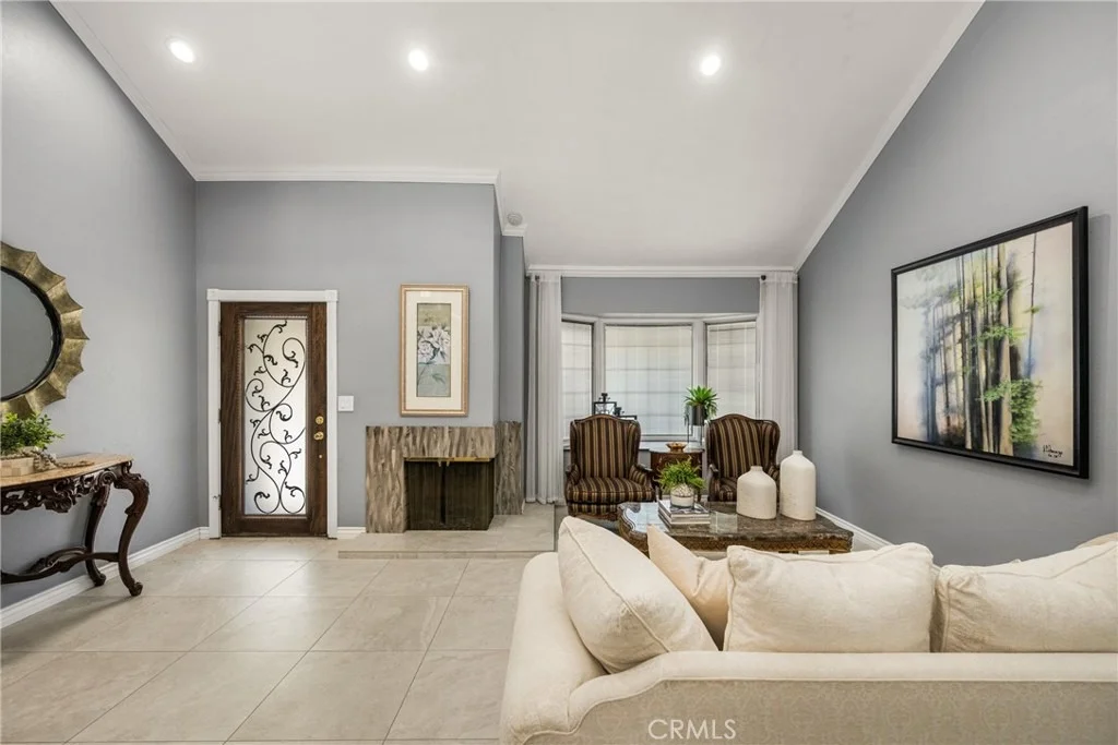 Photo of 4051 Salacia