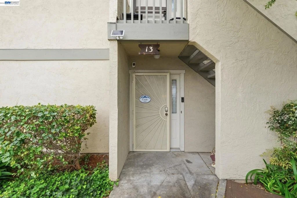 Photo of Unit 13 at 894 Lewelling Blvd