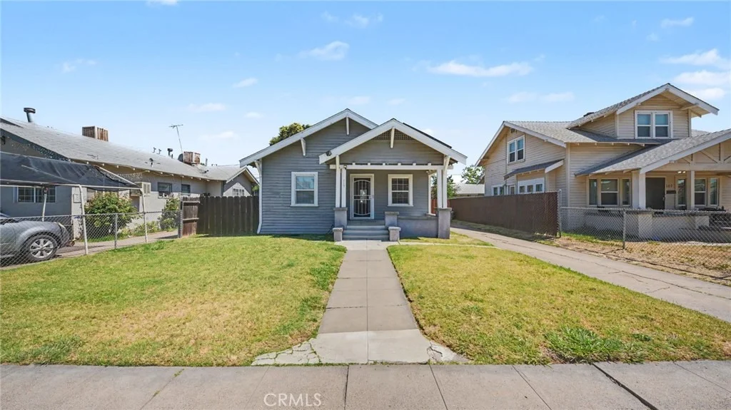 Photo of 115 W 19th