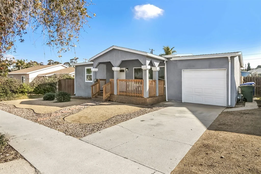 Photo of 665 Robert Ave