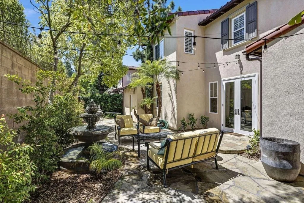 Photo of 86 Canyoncrest