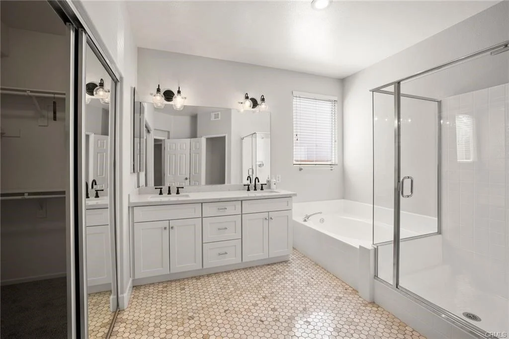 Photo of 30840 Point Woods Court