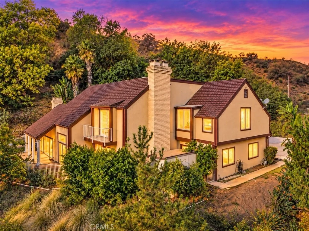 Photo of 2127 Canyon Road