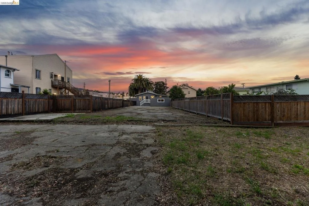 Photo of 3435 Dimond Ave