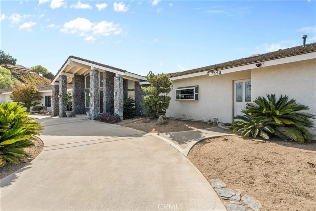 Photo of 7350 Live Oak