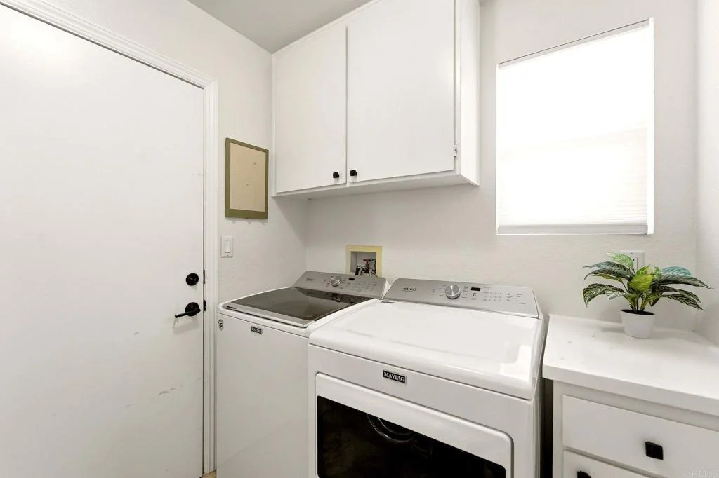 Photo of 2467 Rock View